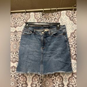 Theory Jean skirt size 6